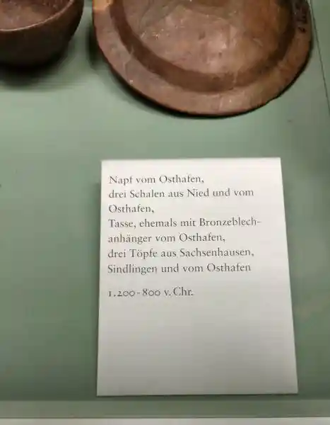 Text, Bowl with cross